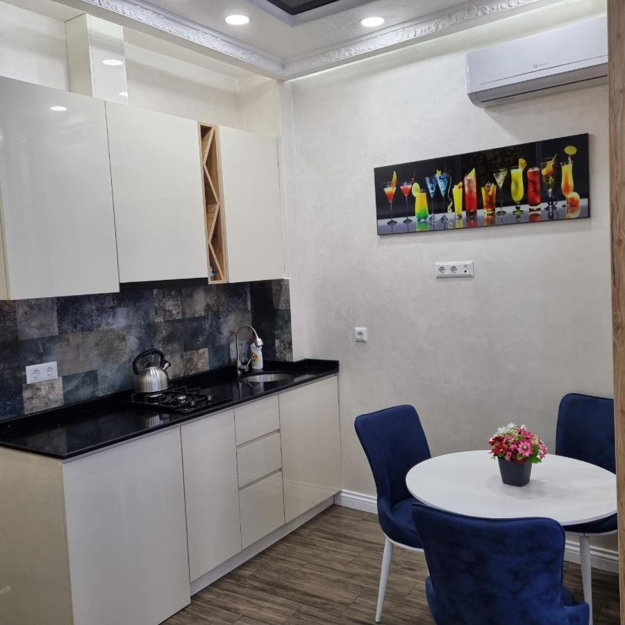 Apartment In Batumi For Dar Tower Buitenkant foto